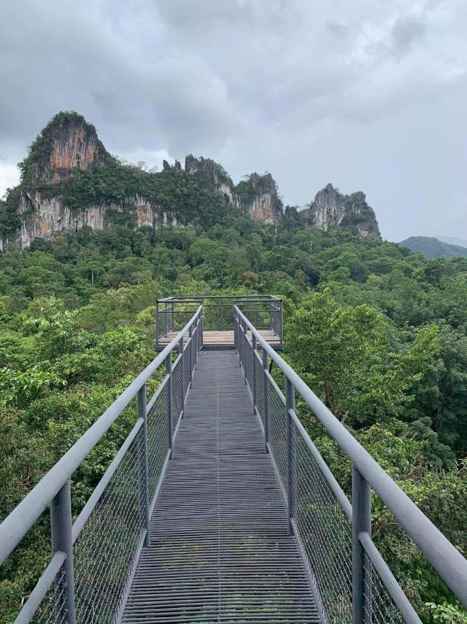 Khao Sok Tree House Resort Khao Sok National Park Exterior photo